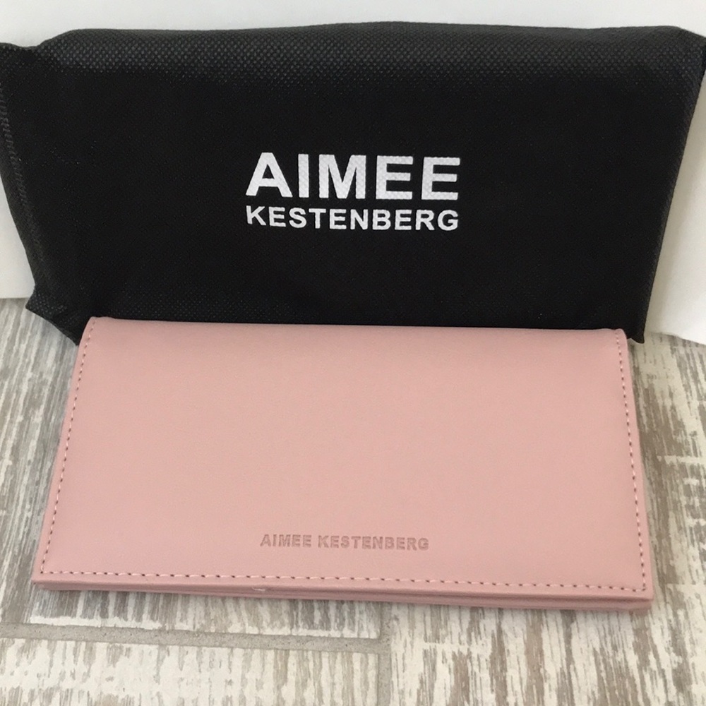 New in package wallet